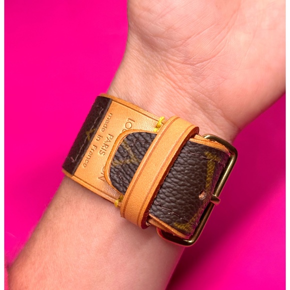 💖Louis Vuitton Poignet💖 - Picture 1 of 5